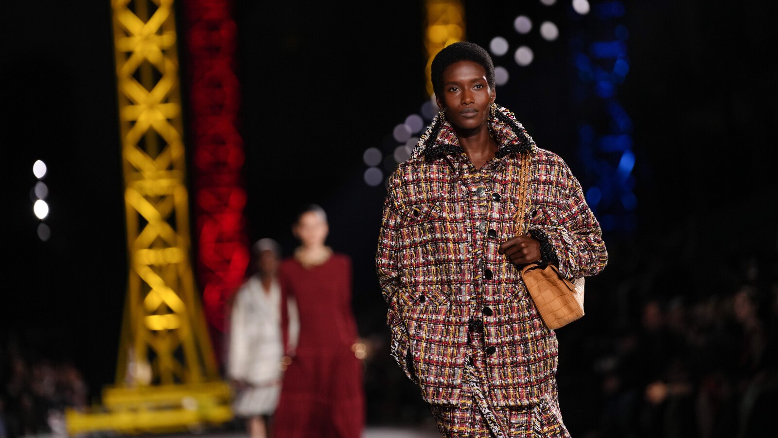 Margot Robbie, Oprah watch Blazy transform Chanel with color and craft