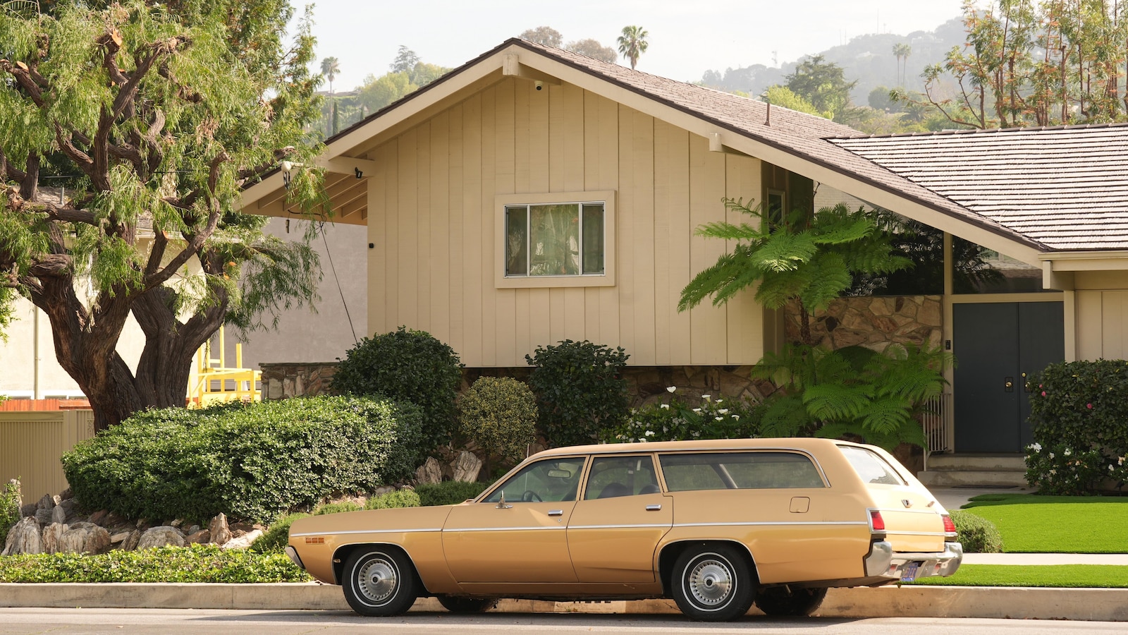 ‘Brady Bunch’ house, used in exterior shots for the sitcom, gets LA landmark status