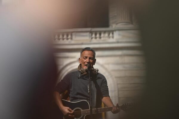 Bruce Springsteen brings ‘Streets of Minneapolis’ home to launch a political US tour