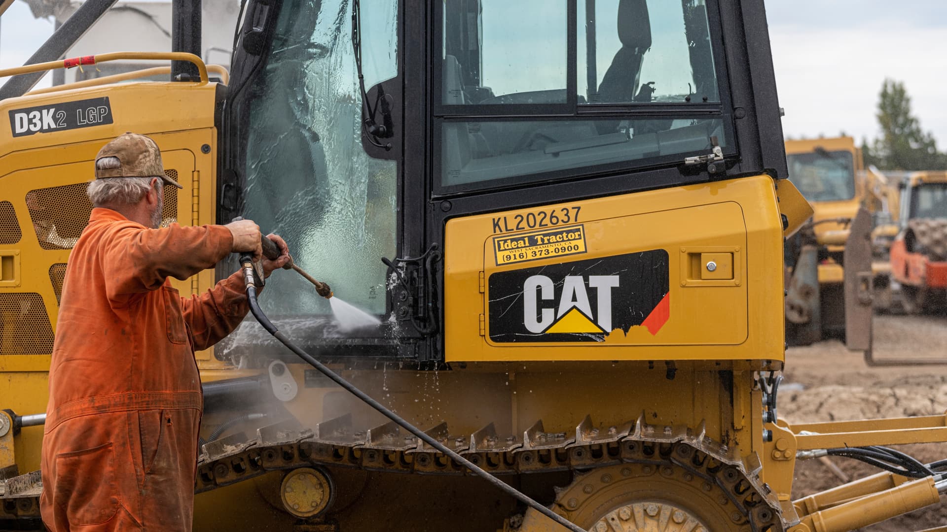 Caterpillar (CAT) Q1 earnings