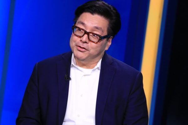 Tom Lee says it’s ‘very probable’ stocks will sail past 7,700 this year