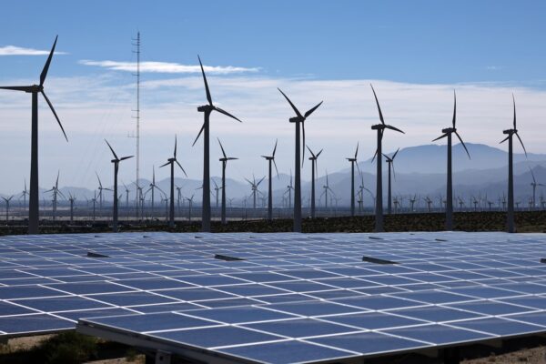 U.S. judge blocks Trump administration actions stymieing wind, solar projects