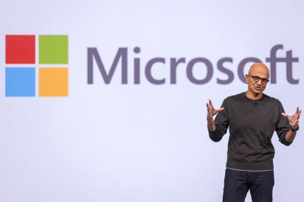 Microsoft delivers a promising quarter but can’t shake software fears
