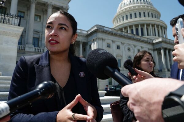 Trump faces calls for removal over threats to wipe out Iran civilization