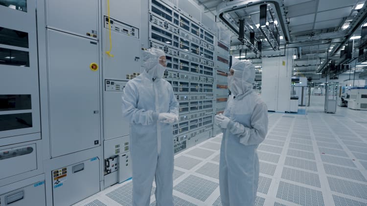 Texas Instruments stock soars on Q1 earnings as AI demand jumps