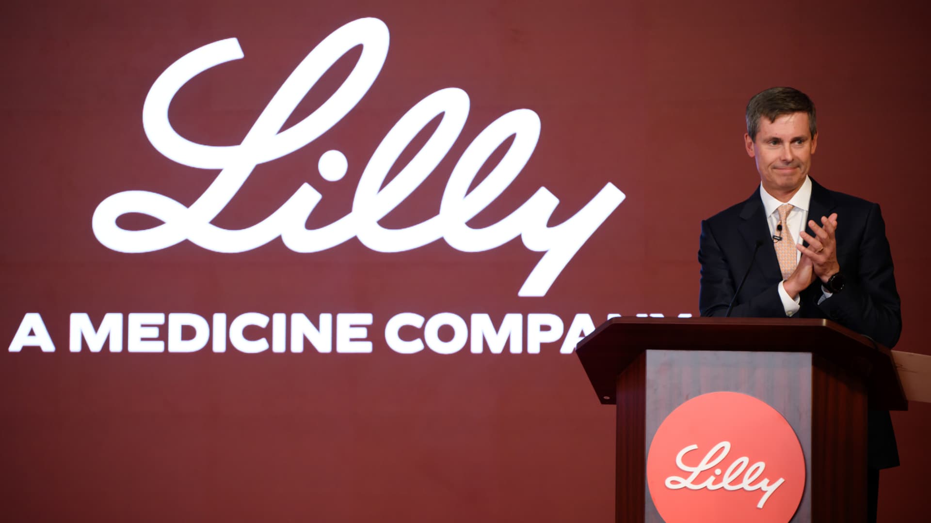 Eli Lilly shares surge on a beat-and-raise, proving the stock’s swoon was a mistake