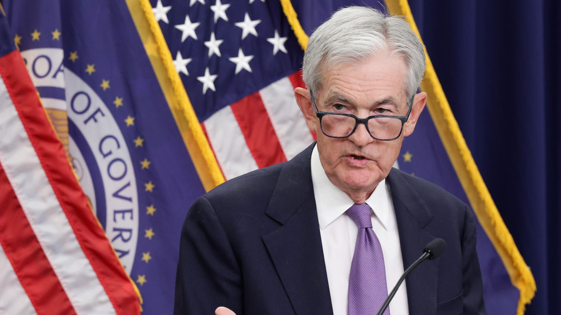 DOJ drops investigation of Fed Chair Powell, lifts hurdle for Warsh