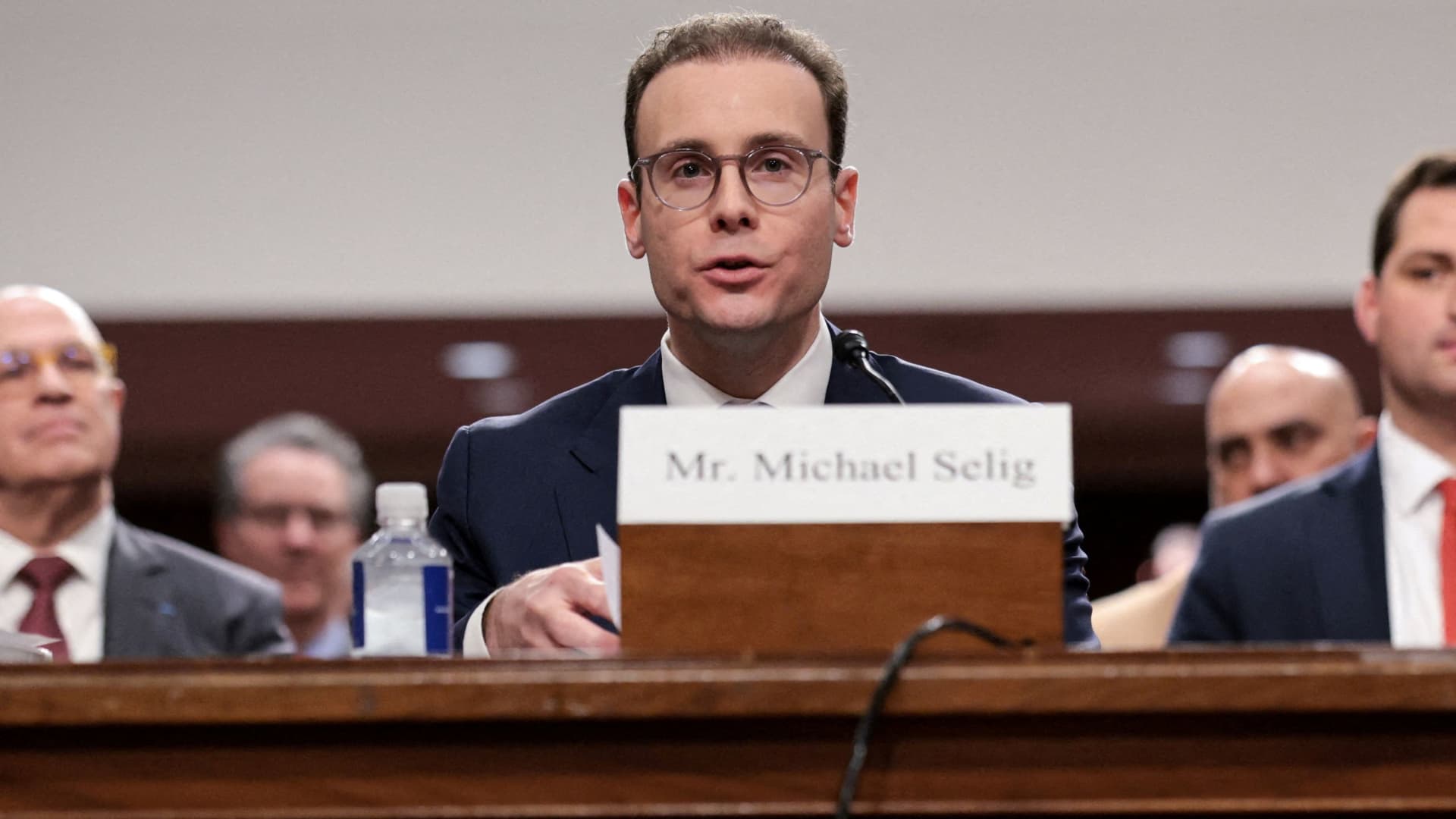 Dems urge CFTC to rein in prediction markets sports betting, insider trading