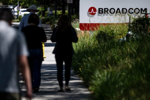 S&P 500 aims to extend win streak — plus, a CFO switch at one of our key names