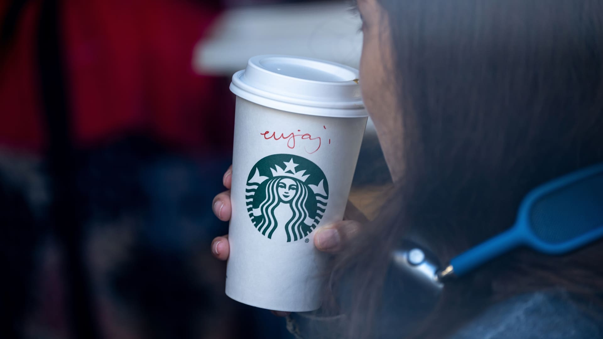 Starbucks’ loyalty changes are drawing value-conscious customers