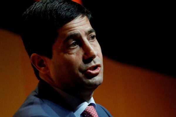 Fed chair nominee Kevin Warsh clears a hurdle to Senate hearing