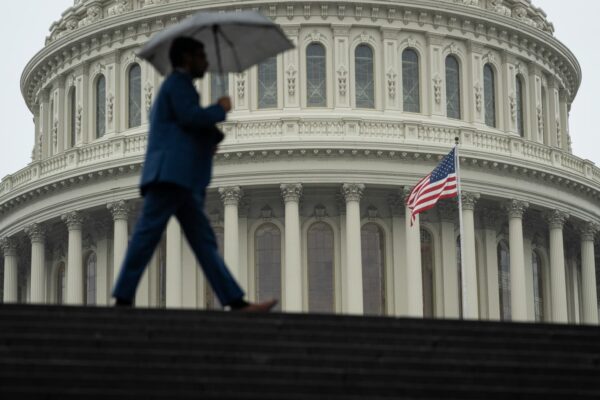 AI becomes contentious issue in 2026 midterm elections over donations