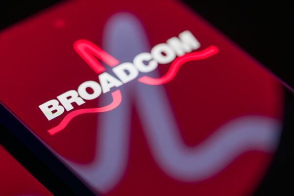 Broadcom shares jump before the bell on Google and Anthropic deals