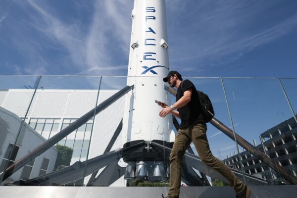 Avoid the SpaceX IPO? ‘The juice has been squeezed from this orange’