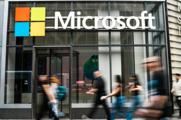 5 things to know before the market opens Friday