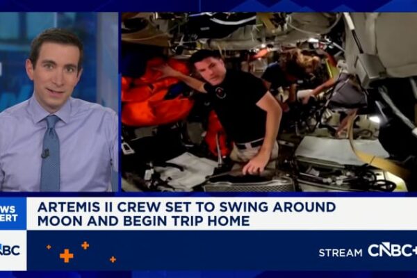 Artemis II breaks Apollo 13’s distance record