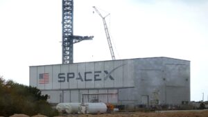 SpaceX courts Wall Street with three-day analyst meeting this week