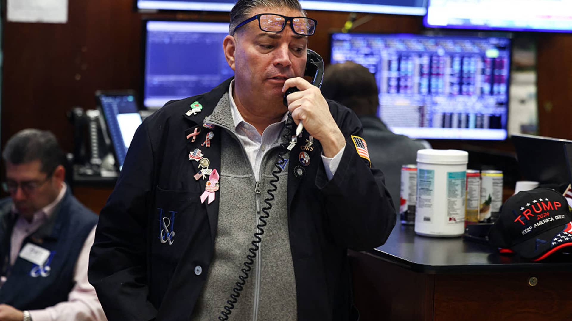 Stock market today: Live updates