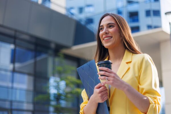 This 4-minute morning routine is key to a successful day: Mental performance coach