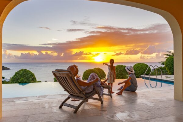 The Best Ways to Save Money on Summer Travel