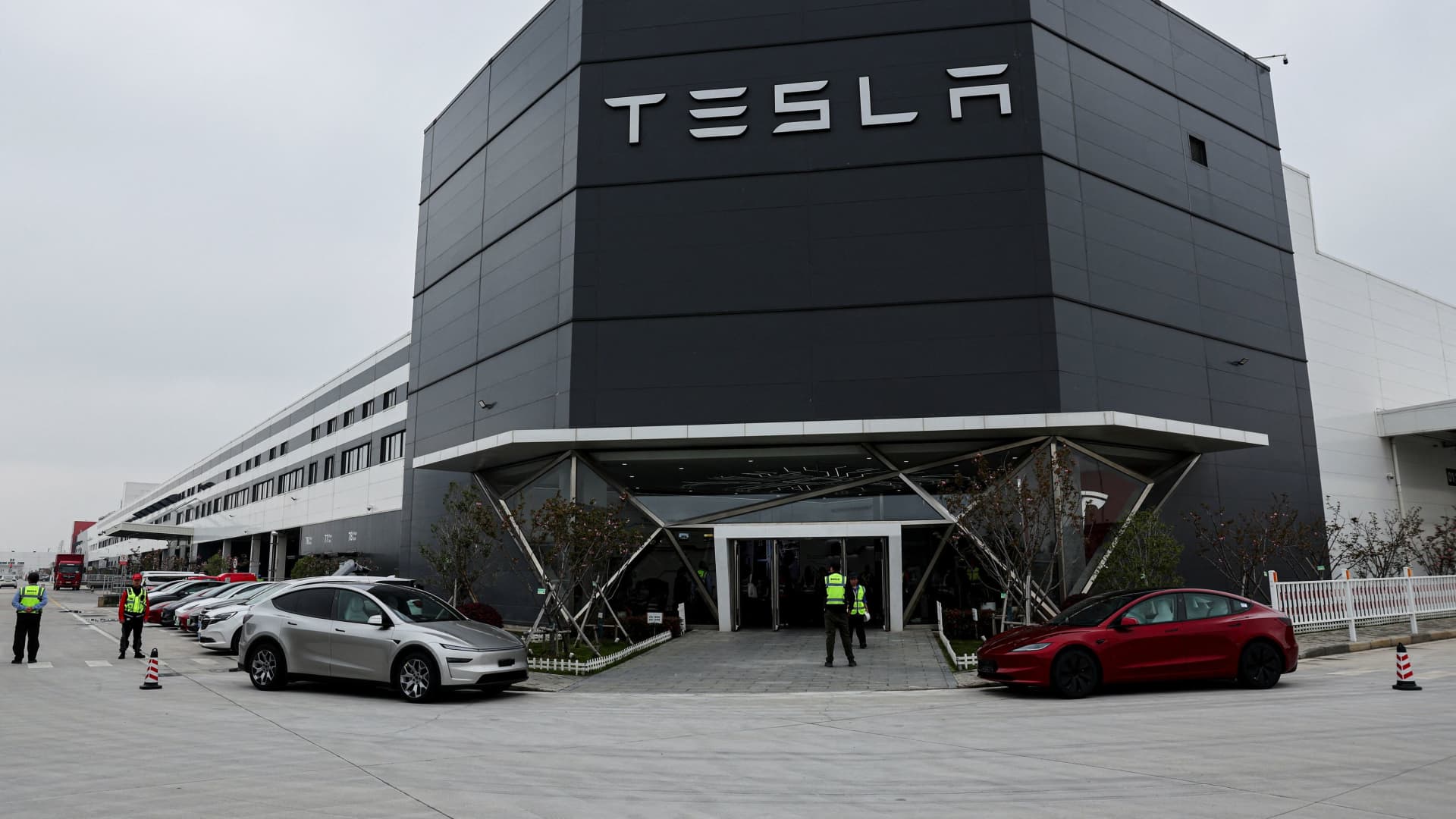 Tesla earnings don’t really matter to the stock anymore. What Wall Street is watching for