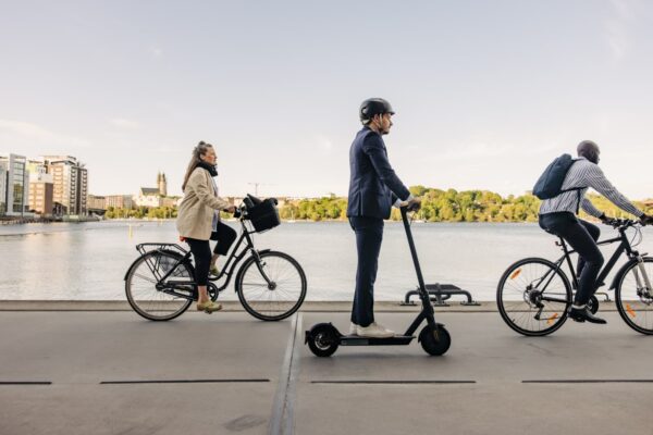 5 Credit Cards That Save on Alternative Transportation