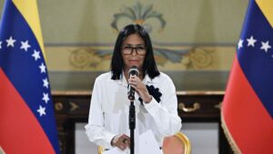 IMF, World Bank say they are resuming dealings with Venezuela