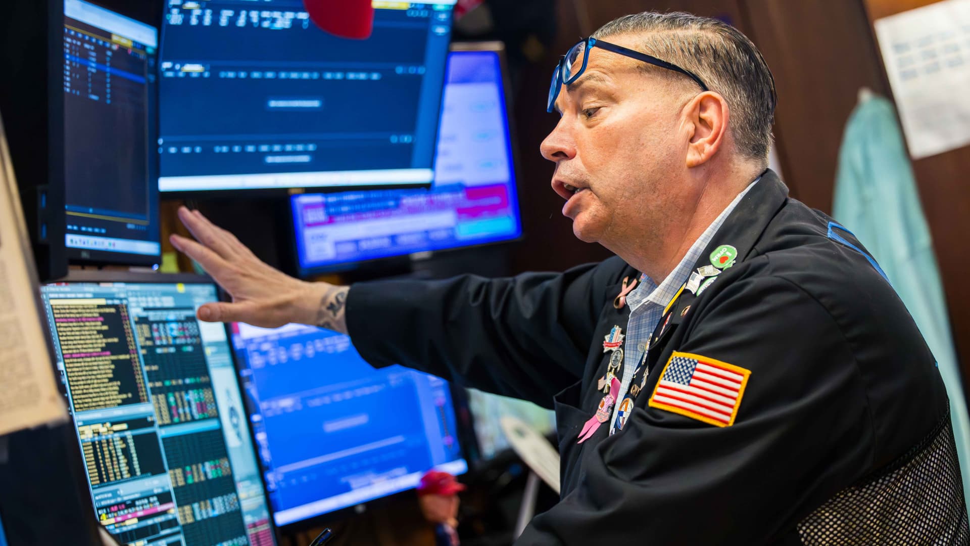 The charts are showing there’s more pain ahead for healthcare stocks, says Carter Worth