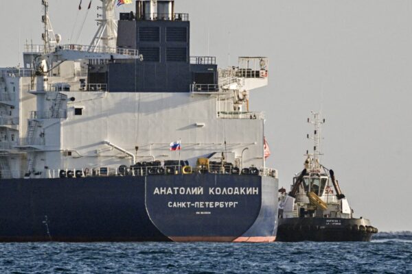 U.S. renews Russian oil waiver amid Iran war price shocks