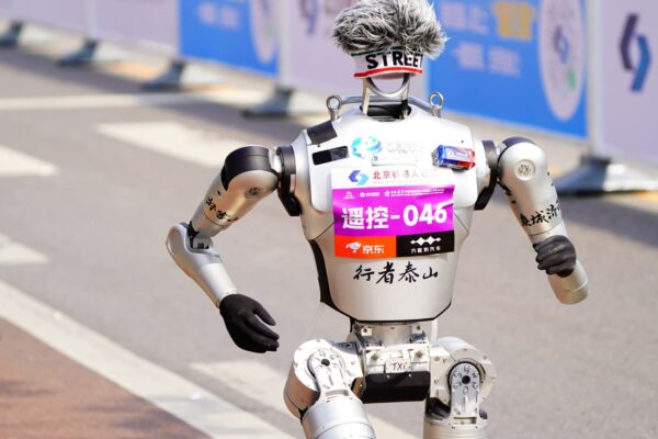 Beijing half-marathon shows how far robots have come