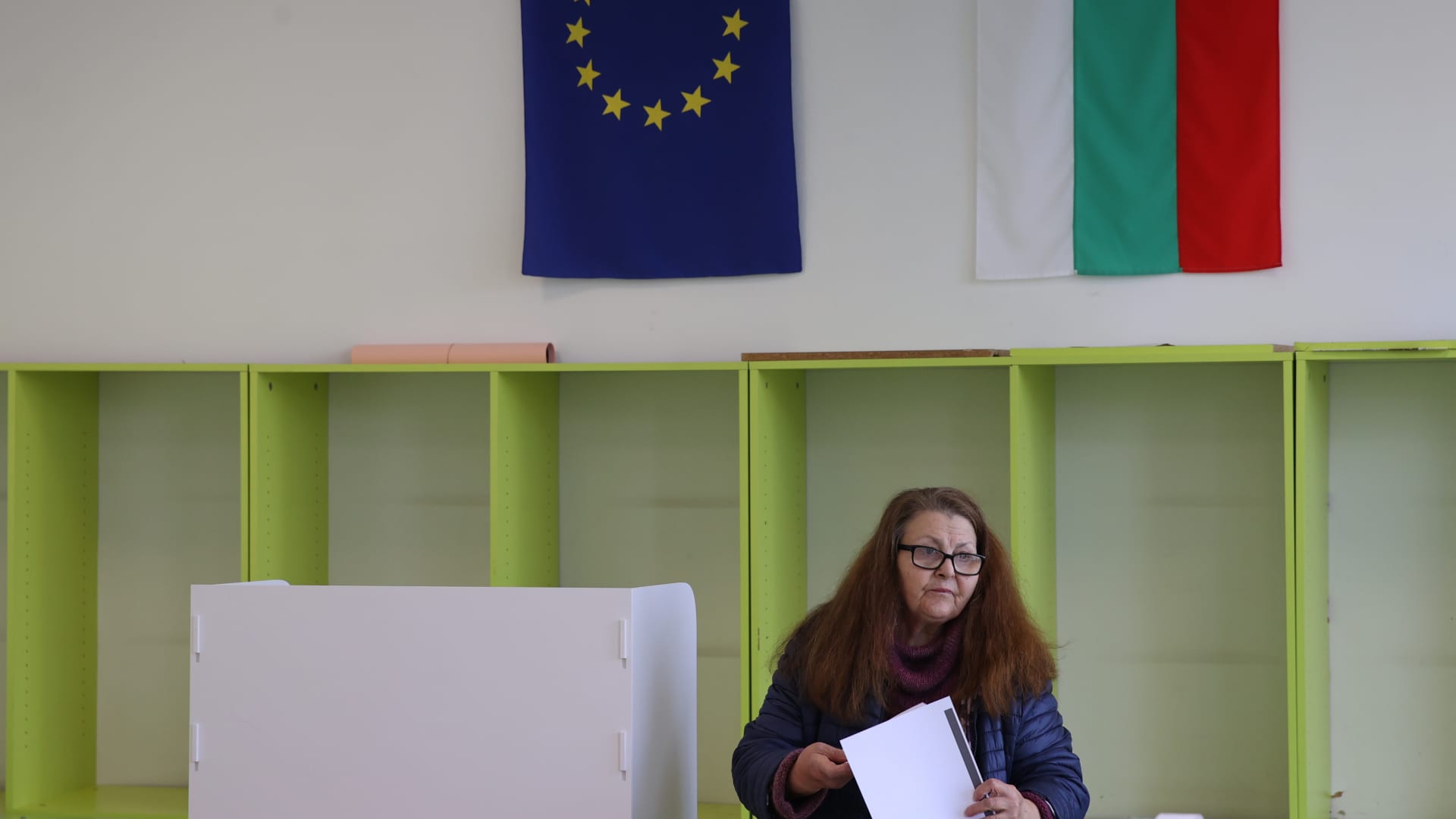 Bulgaria votes as pro-Russian former president leads the polls