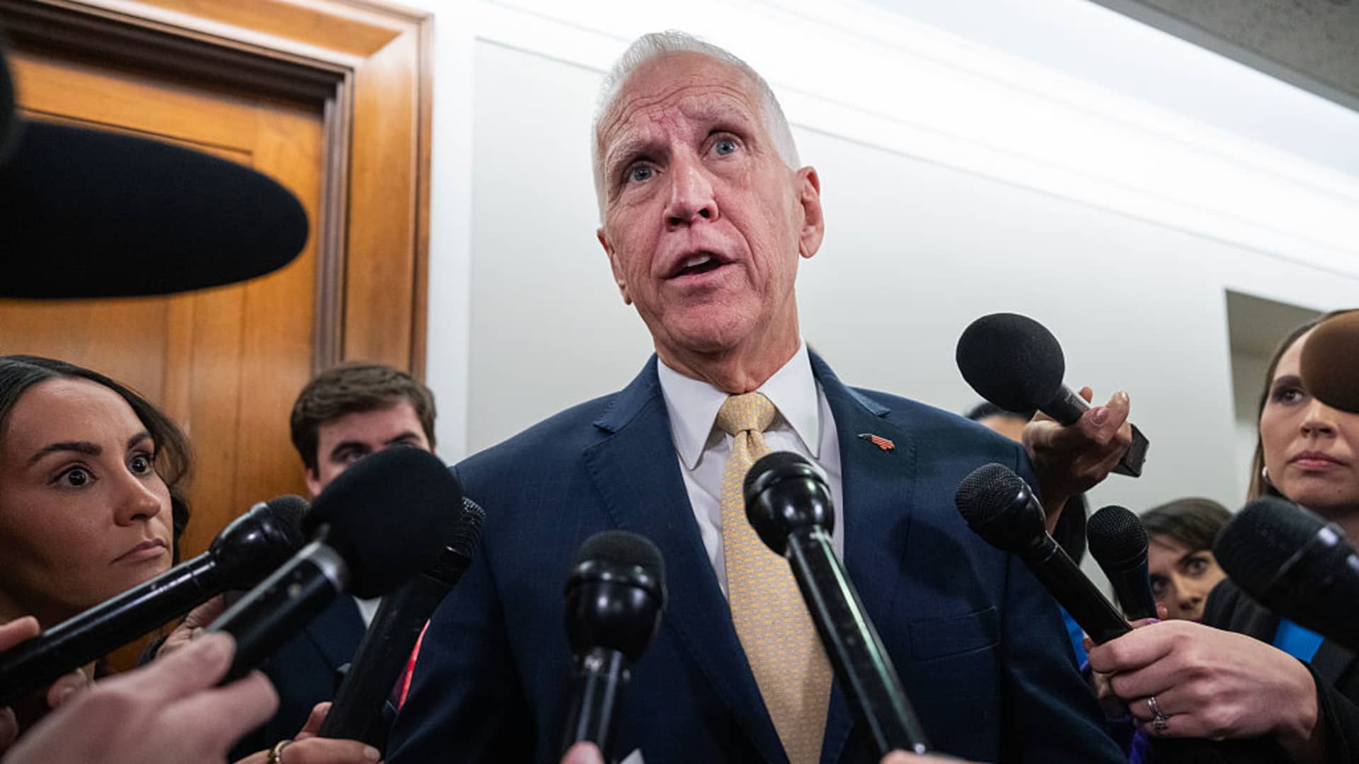 Sen. Tillis prepared to end blockade of Fed chair nominee Kevin Warsh
