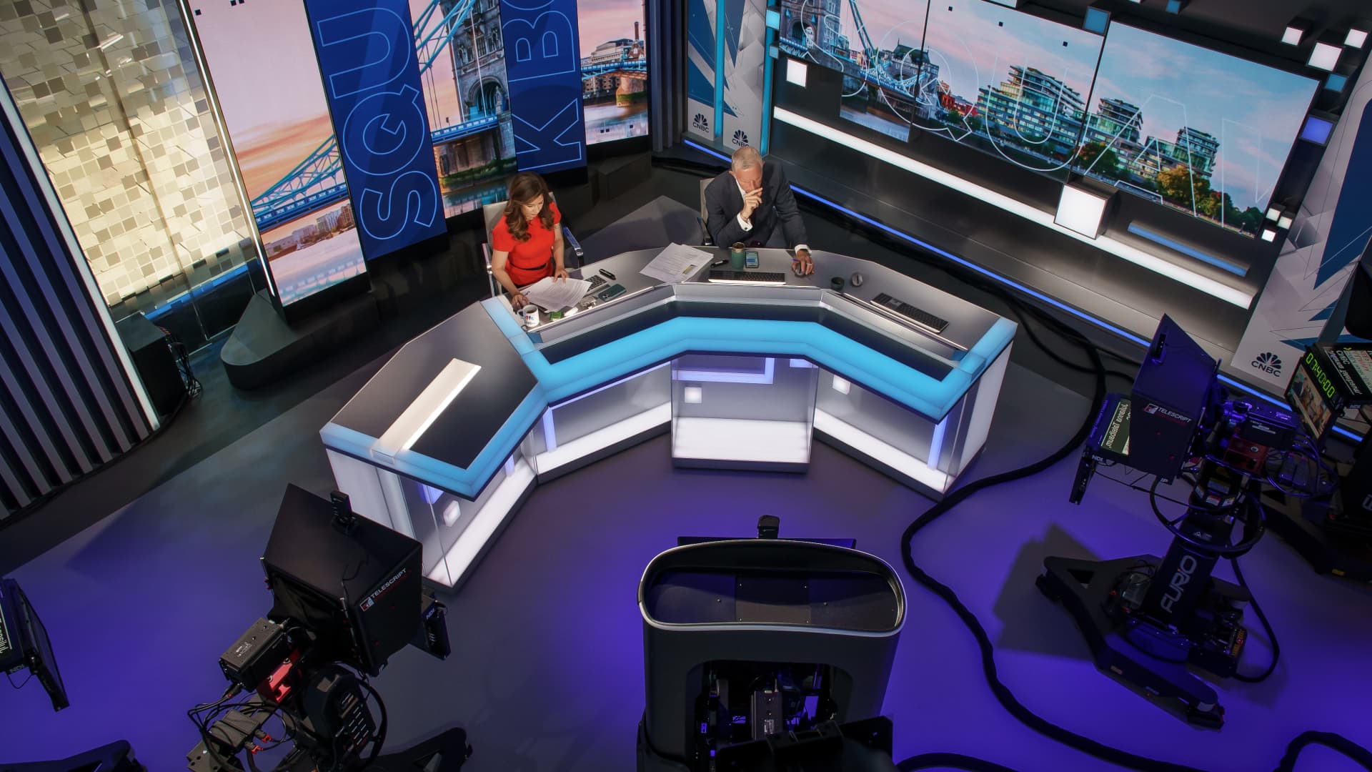 Europe’s earnings woes and dollar diversification