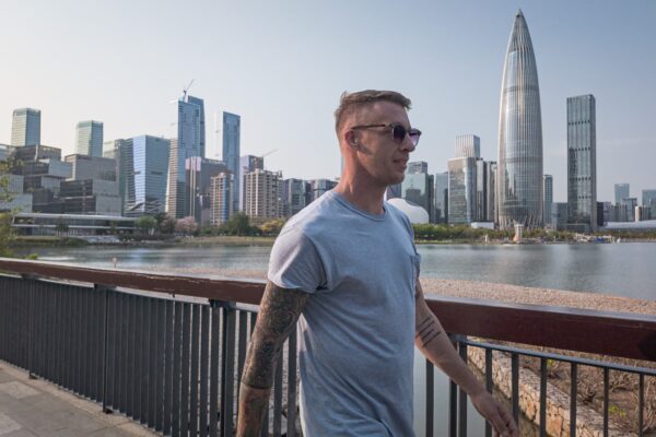 36-year-old left the U.S. for China—now pays ,000 rent and 0 for groceries for family of 4