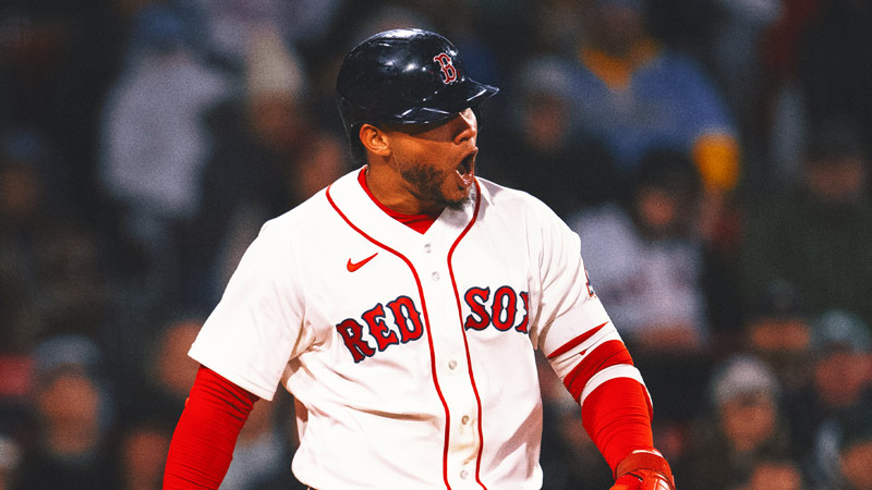 Willson Contreras Issues Warning to Brewers: ‘Hit Me Again,’ I Take You ‘Out’