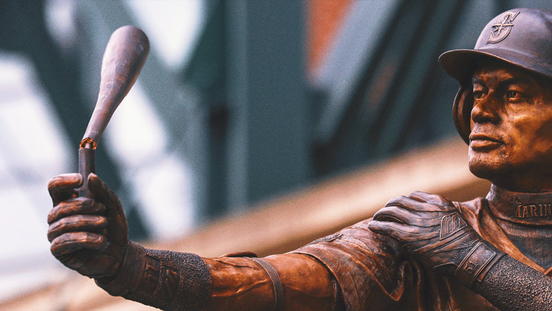 Ichiro Suzuki Mariners Statue Snaps During Unveiling Ceremony