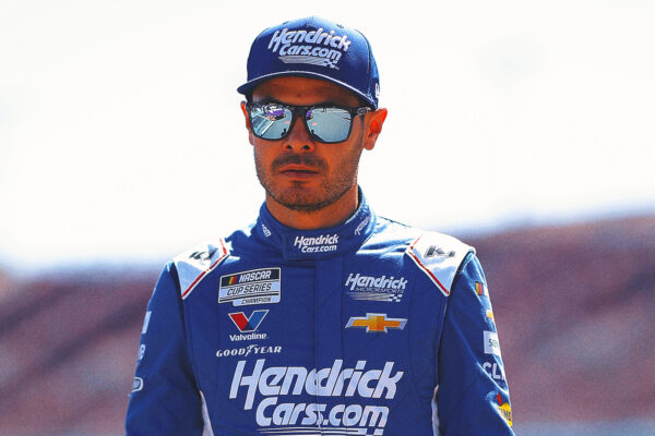 2026 NASCAR Odds: Hamlin, Bell and Larson Top Early Board for Kansas