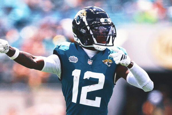 Jaguars Reportedly Making Two-Way Star Travis Hunter ‘Full-Time’ Cornerback