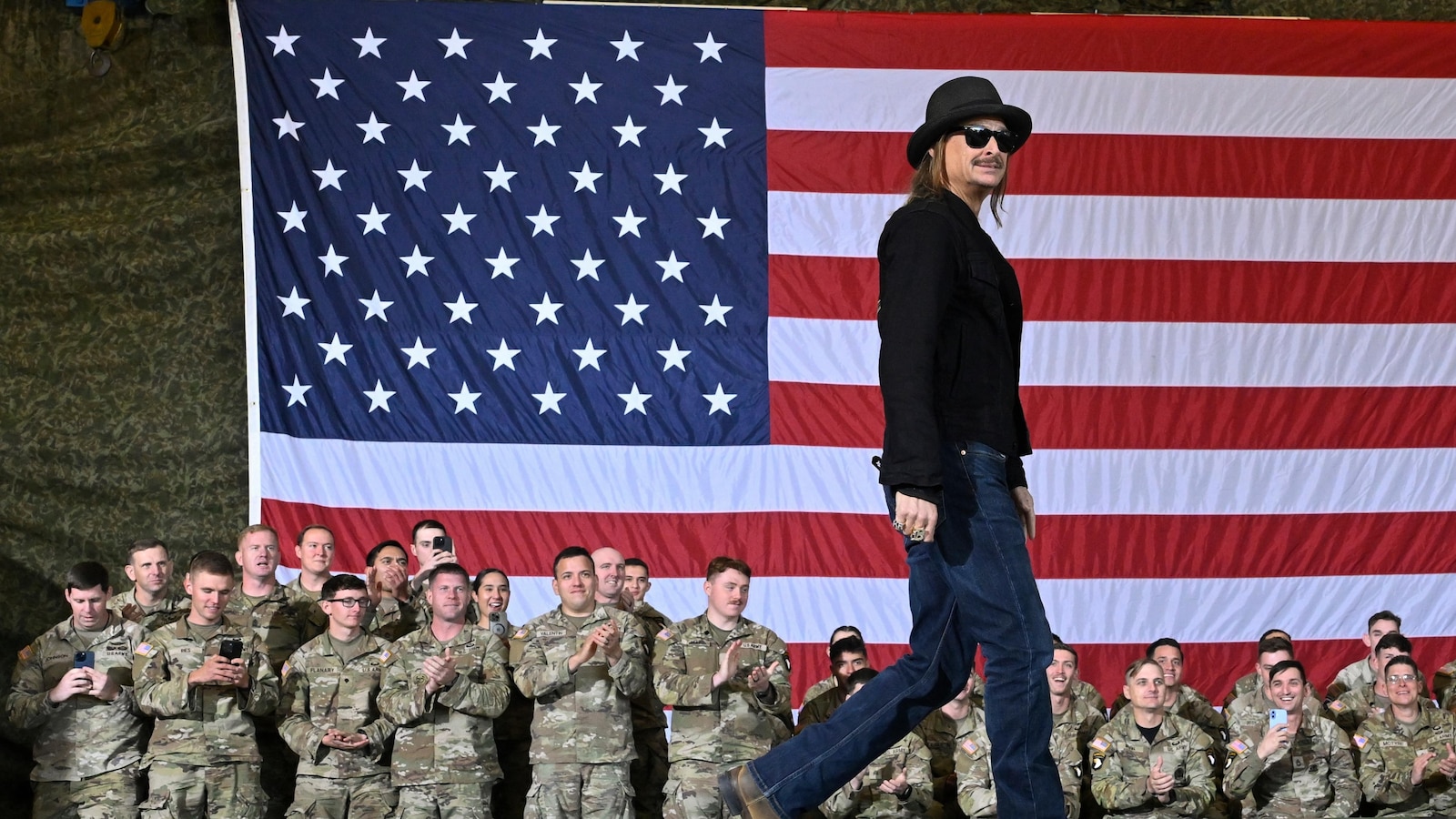 Kid Rock flies in Army helicopter weeks after flights near his house drew scrutiny