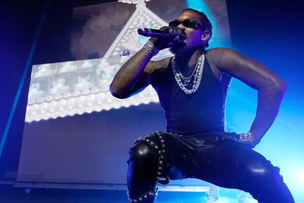 Suspects tried to rob Offset outside Florida casino when he was shot in the leg: FBI