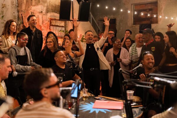 Hundreds pack Montevideo’s plaza as La Rueda de Candombe caps a breakout run