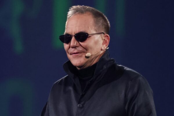 Paul Tudor Jones says U.S. is late to regulating AI