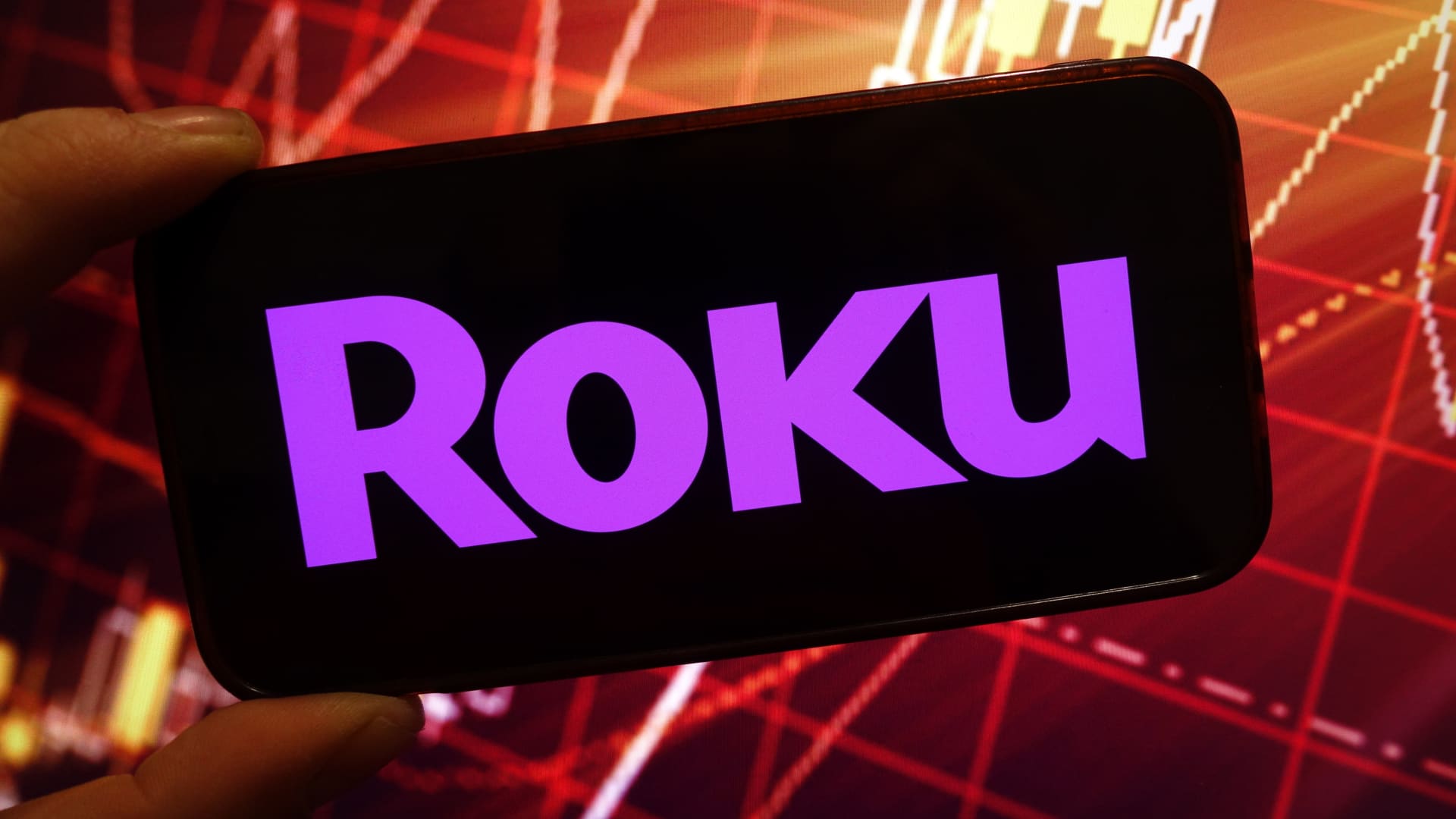 Roku one of big Friday earnings winners. Two analysts see more to go