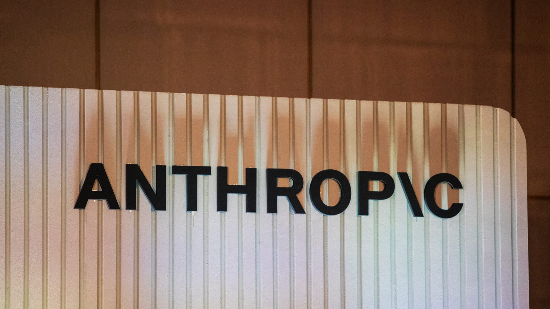 Dan Ives: Anthropic’s growth is 'just the tip of the sphere' for AI rally