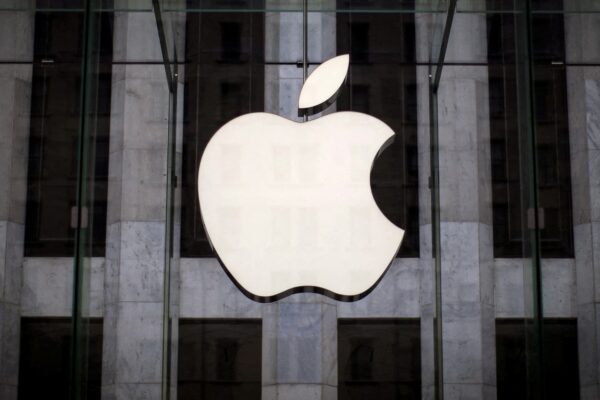 Apple proves once again it is the ultimate cash machine. How to trade the stock from here