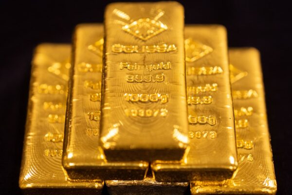 Gold prices pare losses after U.S. inflation data