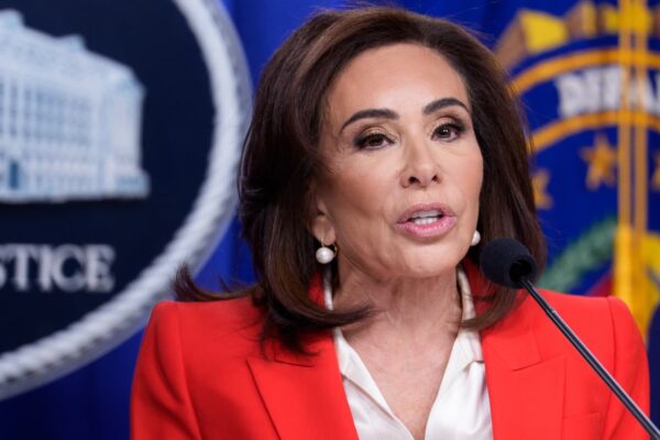 Pirro keeps pressure on Fed’s Powell despite dropping probe