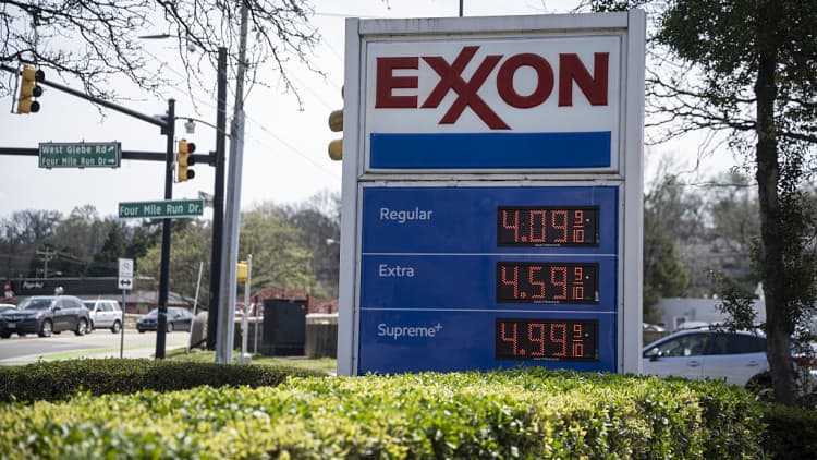 Exxon’s once-hefty dividend is now tiny. Here’s how to fix that