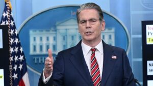 U.S. sanctions Iran’s Hormuz Strait agency, condemns missile launch at Kuwait