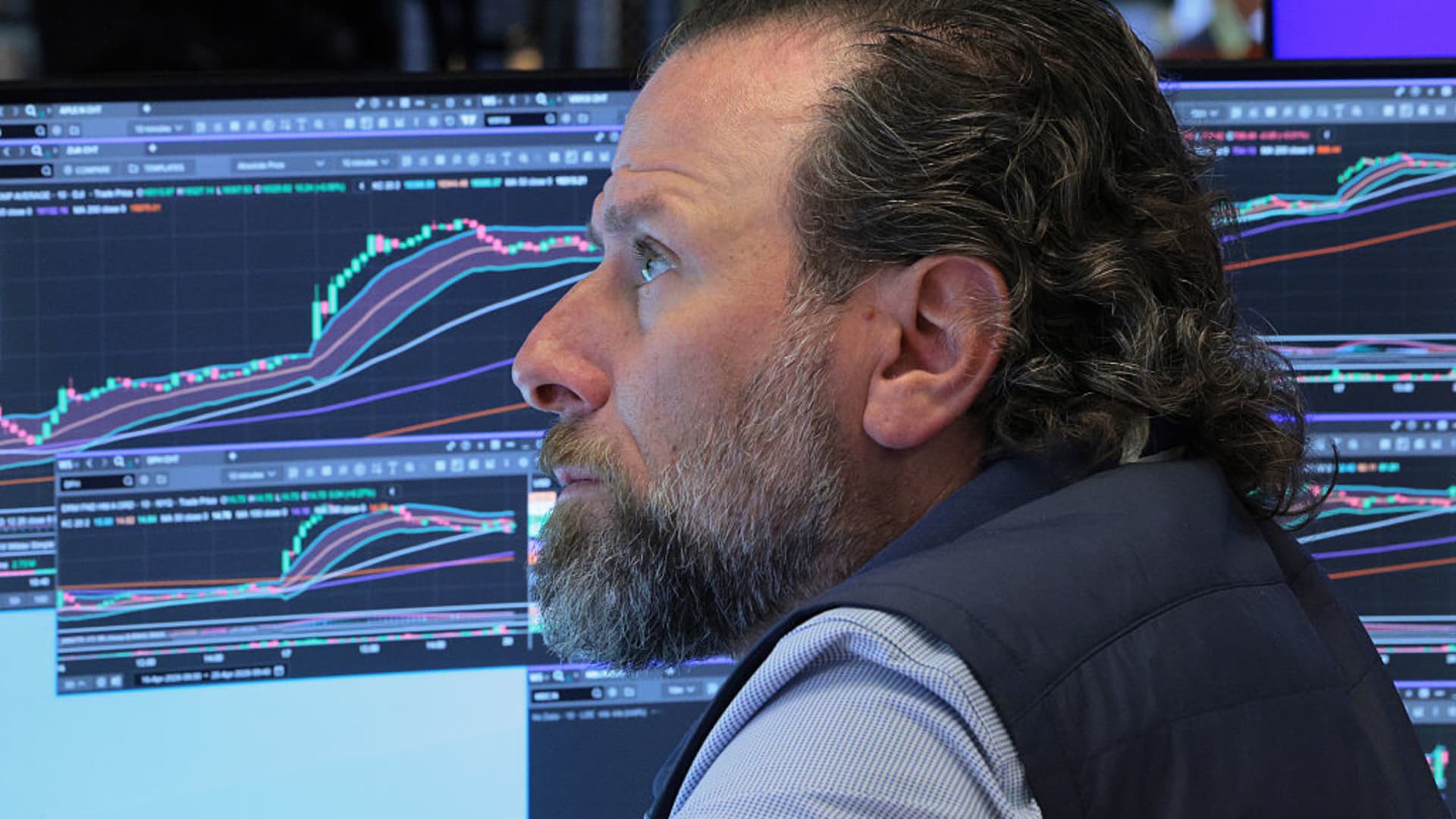 Treasury yields move higher as Middle East peace talks falter